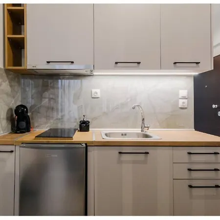Ladadika Vibes 2 Apartman *